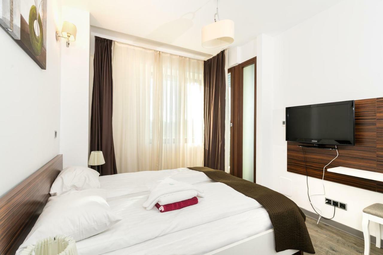 Silver Mountain Apartment 26 ポイアナ・ブラショフ エクステリア 写真